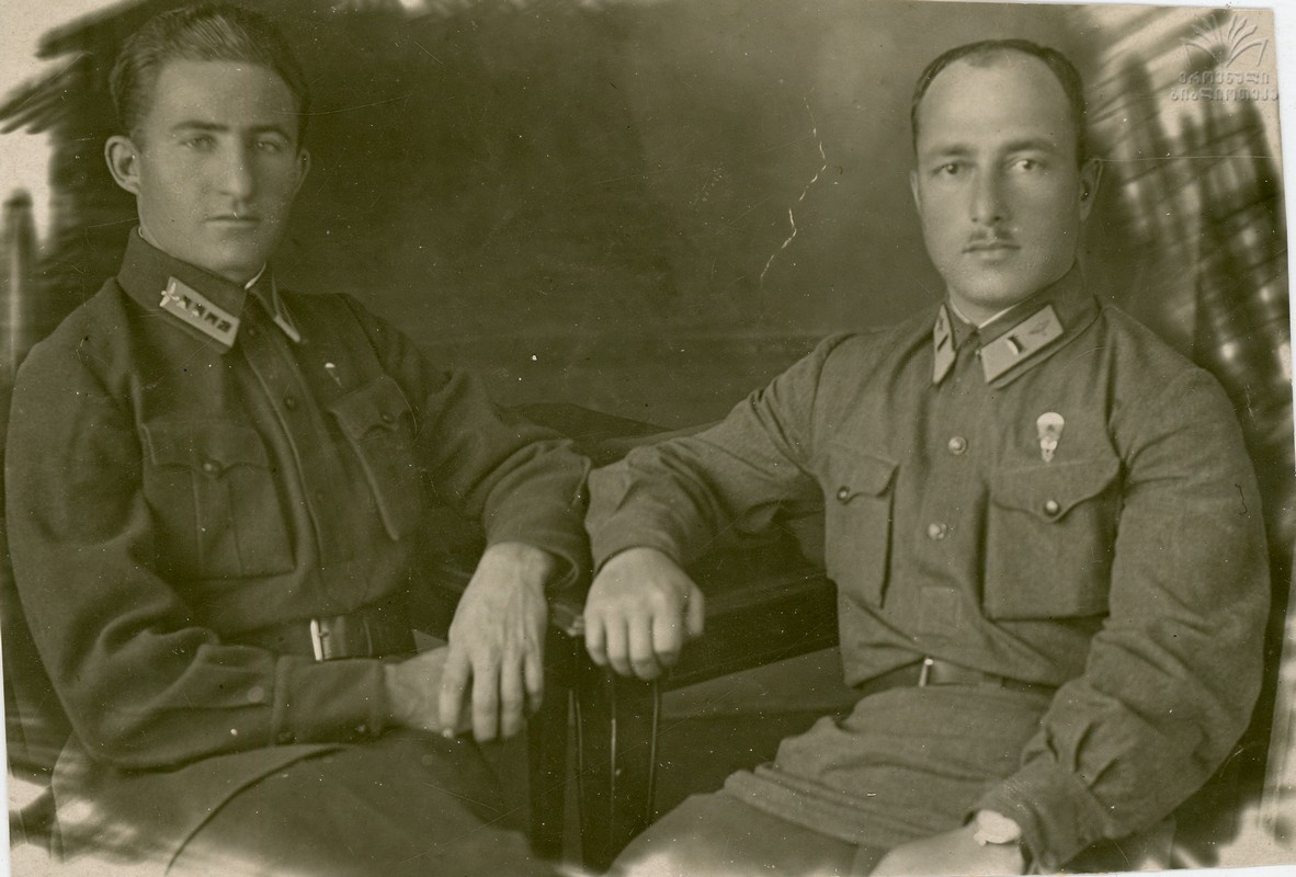 სევერიან ალექსანდრეს ძე ივარდავა (1902-1970) პირველი ქართველი პარაშუტისტი ზედაეწერი, ზუგდიდი სამეგრელო  სევა ივარდავა სგან (შვილიშვილი)