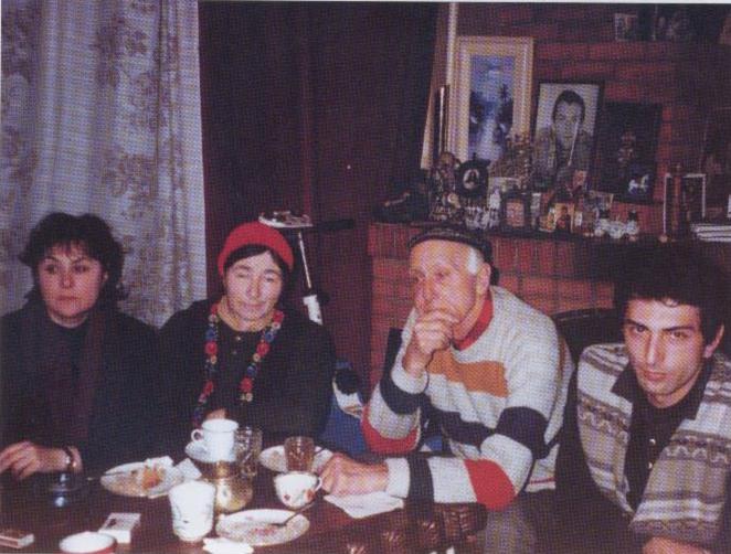ირაკლი ამირეჯიბი 1963-1992წწ. გარდ.  აფხაზეთში გმირი დაბ. თბილისი