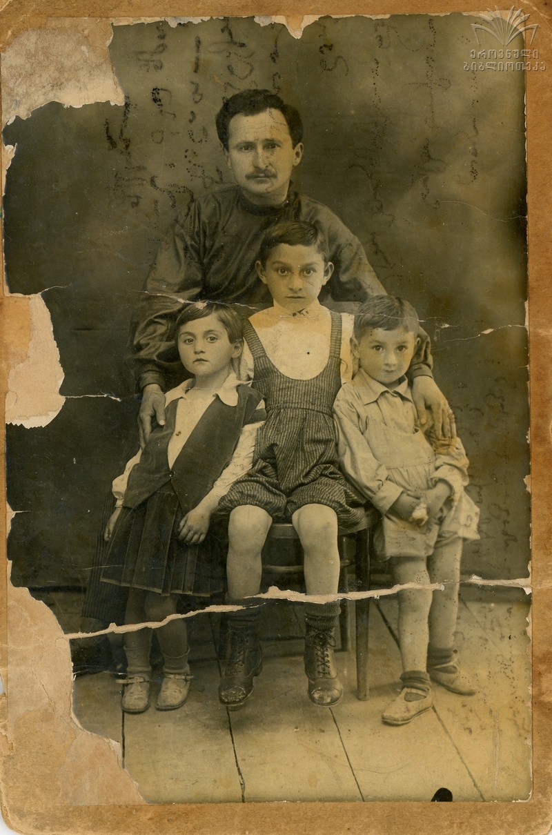 კონსტანტინე ნიჟარაძე კონსტანტინეს ძე 1869-1939წწ გენერალ მაიორი დაბ. წყალტუბო იმერეთი