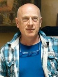 ოთარ ვეფხვაძე 1953წ. მხატვარი, პედაგოგი,დაბ.  ბორჯომი, ქართლი.