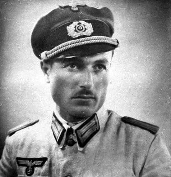 შალვა ლოლაძე  1904-1945წწ. ტექსელის აჯანყების მეთაური დაბ. სოფ. ქვემო ხოდაშენი თელავი