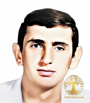 შალვა (ხვიჩა) ცხვირავაშვილი  1974-1993წწ გარდ. ტამიში აფხაზეთი შავნაბადა დაბ. მანგლისი.