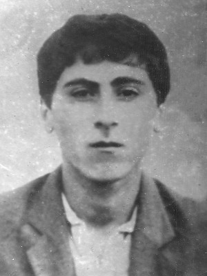 ანზორ ირაკლის ძე მაისურაძე 1973-93 წწ გარდ. ოჩამჩირე დაბ ხაშური