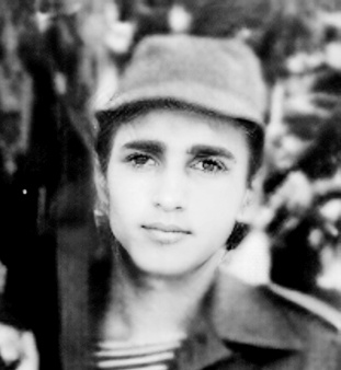 ალექსანდრე აზადანოვი 1969-92წწ გარდ. 23 წლის, სოფ. ქეთევანა აფხაზეთი სოფ.ახალსოფელი, ყვარელი, კახეთი