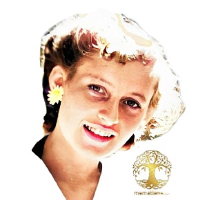 დინარა ნოდია 1931-2003წწ, მხატვარი, პედაგოგი, ქ. თბილისი.