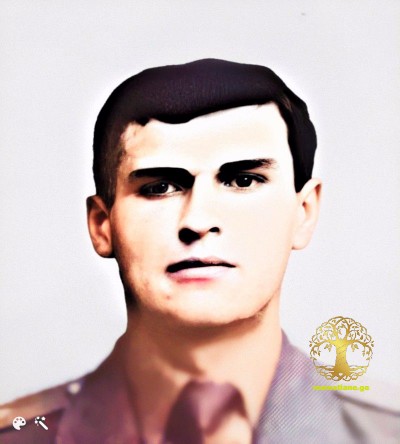 გიორგი ხუციშვილი 2001წ. გარდ. თბილისი ომში მიღებული ჭრილობებით, იბრძოდა მამასთან ზვიადთან, ერთად. დაბ. სოფ. სევი ონი რაჭა-ლეჩხუმი