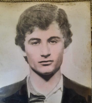 გოჩა ქარჩავა 1971-93წწ. გარდ. სოფ. გუმისთა  დაბ. სოფ. ზემო ფშაფი გულრიფში აფხაზეთი