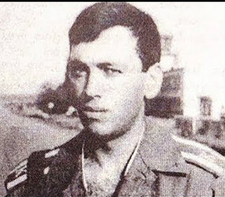 იარაჯული ზურაბ 1972-93წწ. გარდ. 21 წლის, აფხაზეთში, მფრინავი, სამხედრო-საჰაერო ძალების უფროსი ლეიტენანტი.სოფ. იარაჯულები, თიანეთი