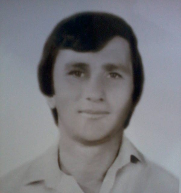 რევაზ ბებია 1954-93წწ გარდ. 39 წლის, აფხაზეთში დაბ. სოფ. ცაგერა, ოჩამჩირე, აფხაზეთი