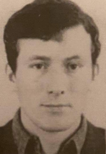 რეზო კალანდია 1952-1993წწ. გარდ. სოფ.ფშავი დაბ. გულრიფში აფხაზეთი.