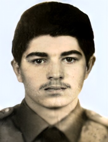 ვლადიმერ ჯავახიშვილი 1971-93წწ გარდ. 22 წლის. სოხუმი, აფხაზეთი. თავდაცვის სამიონისტროს საარმიო კორპუსის თელავის ბატალიონი ზემსახური ათეულის მეთაური. დაბ. სოფ.კურდღელაური თელავი კახეთი