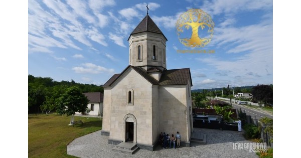 მაზანდარა (წალენჯიხა) წმინდა ნინოს ტაძარი