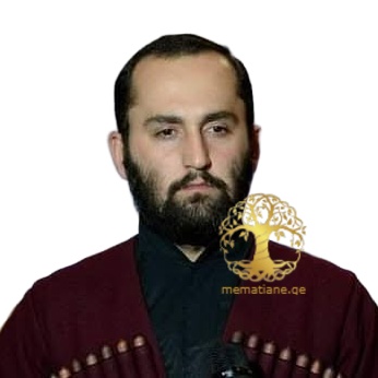 ბექა თეიმურაზის ძე ბიძინაშვილი ეთნოგრაფიული ანსამბლი ჩაკრულოს დამფუძნებელი დაბ. 1986წ. თელავი