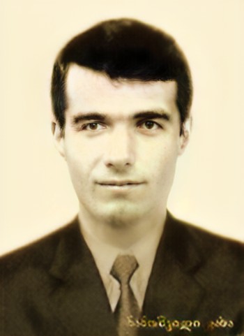 კახა ნანოშვილი 1970-93 წწ გარდ. 23 წლის ტამიში, აფხაზეთი თს 102 მოტომსროლელი ბატალიონი შემდგომში 112 ბატალიონის მებრძოლი და 114 ბატალიონი ავაზა. დაკრძ. გავაზი. სოფ.გავაზი ყვარელი კახეთი