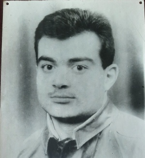 მირიან ზაურის ძე ხიდაშელი 1969-92წწ გარდ. სოფ. ცაგერა სოხუმი დაბ. ჭიათურა