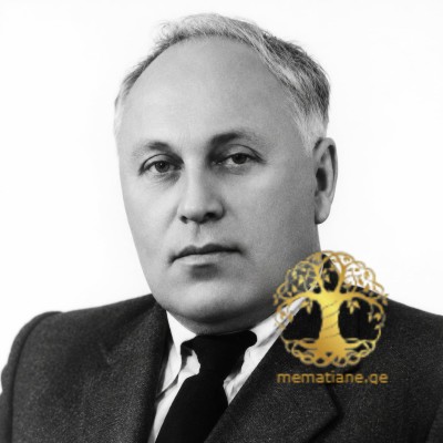 მიხეილ არჩილის ძე ჩხიკვაძე 1903-1987წწ პროფესორი არქიტექტორი
